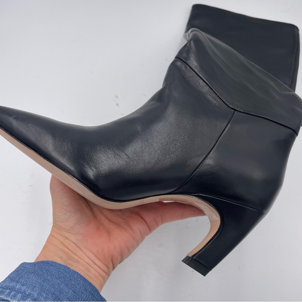 NEW Everlane Black Leather Knee High Pull On Banana Heel Boot in Size 5 - Picture 6 of 16